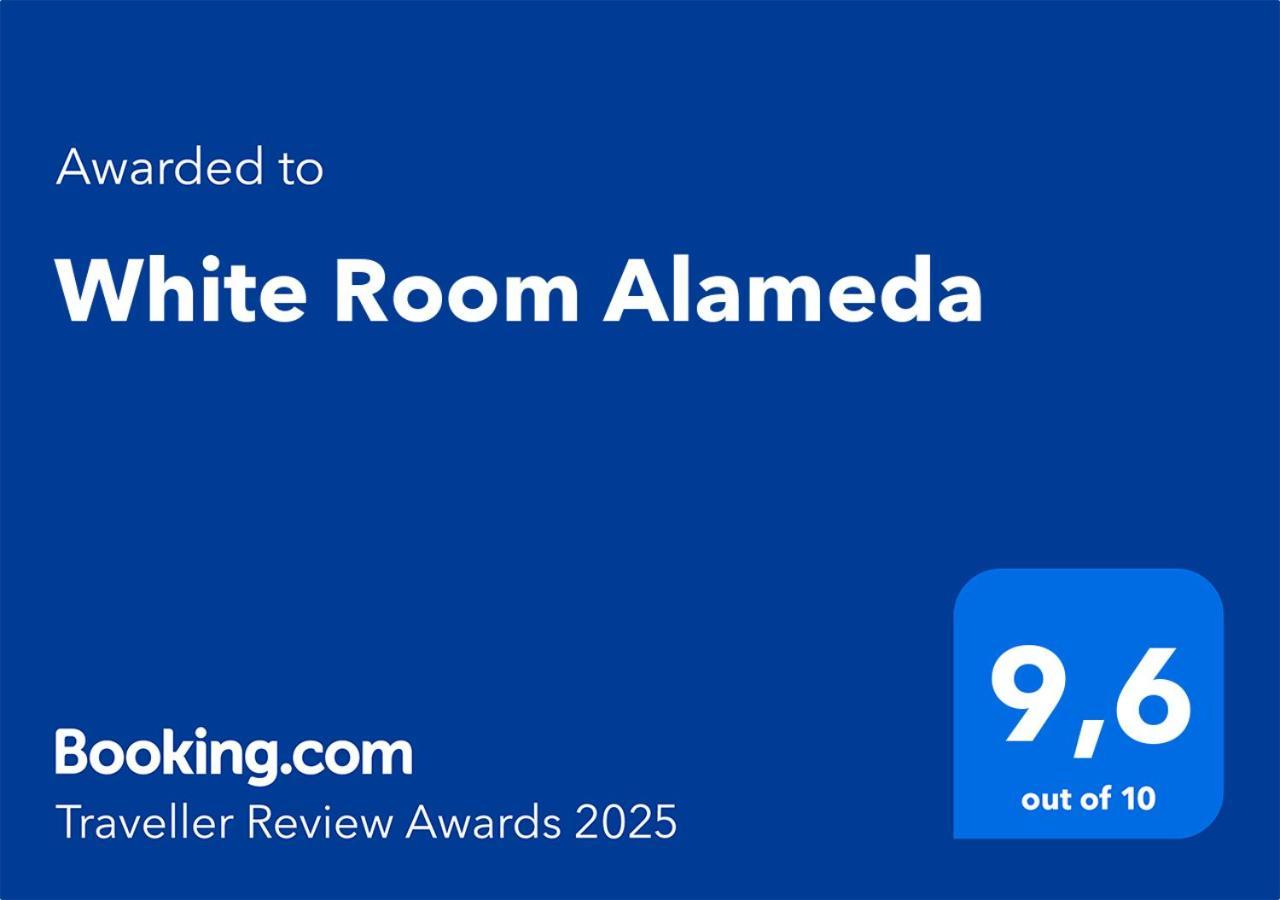 White Room Alameda Séville Extérieur photo